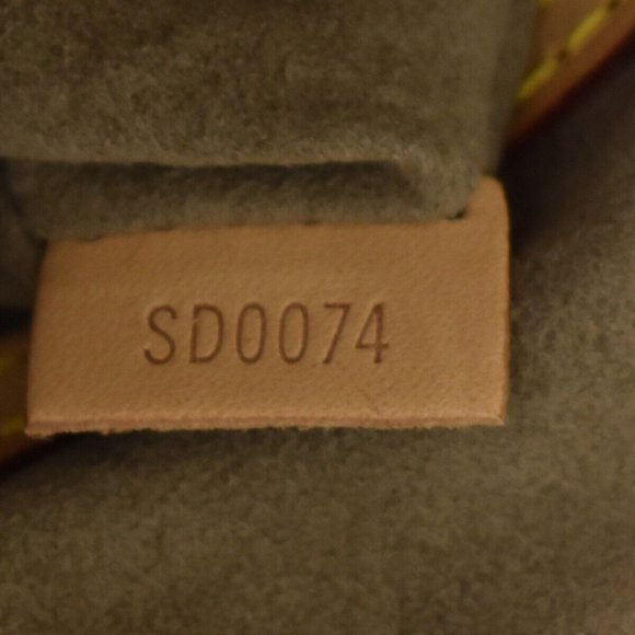 LOUIS VUITTON Logo Alma Hand Bag Monogram Multi Leather Black - Picture 10 of 16